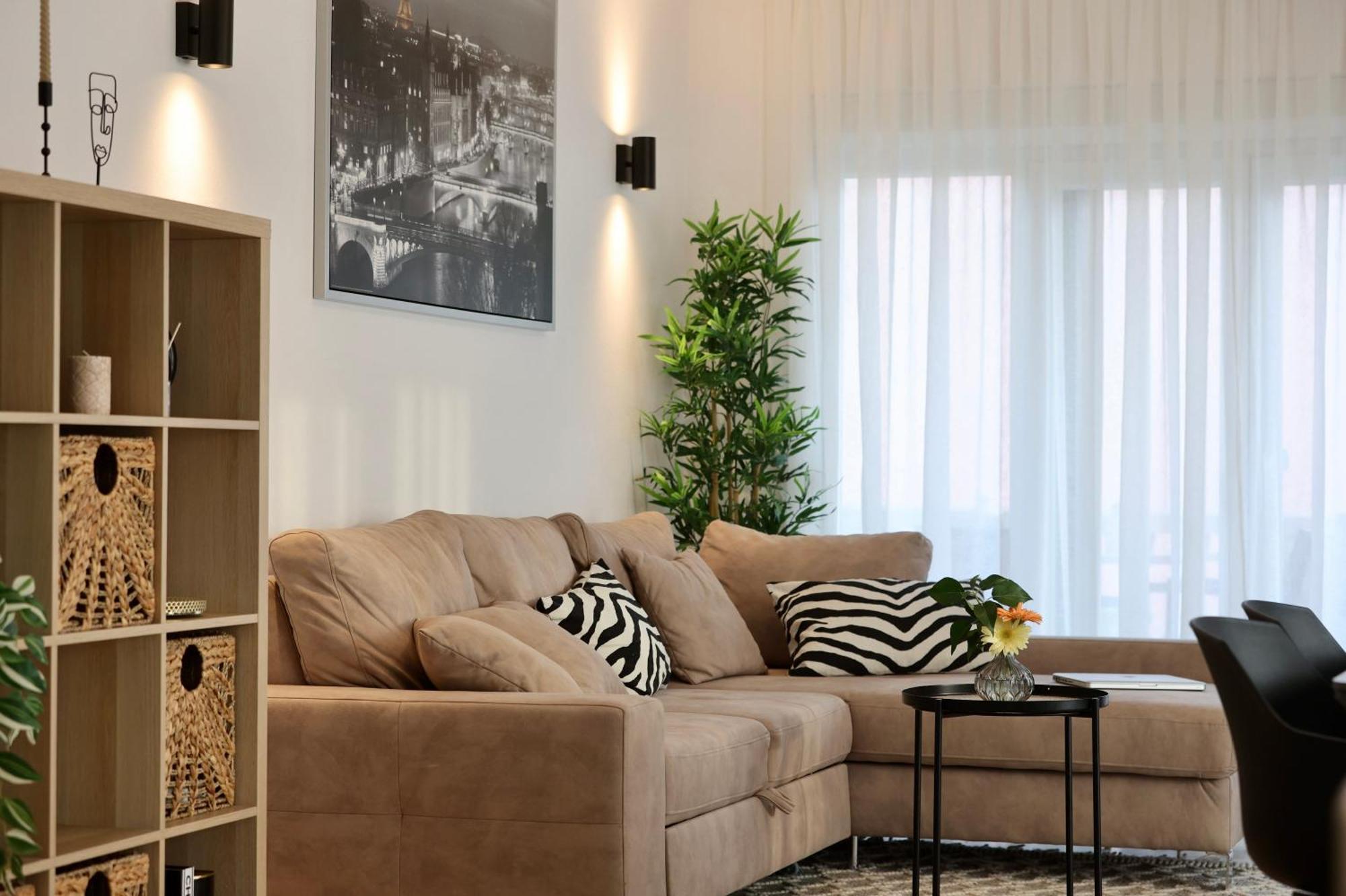 Holiday Home Tia Сплит Екстериор снимка